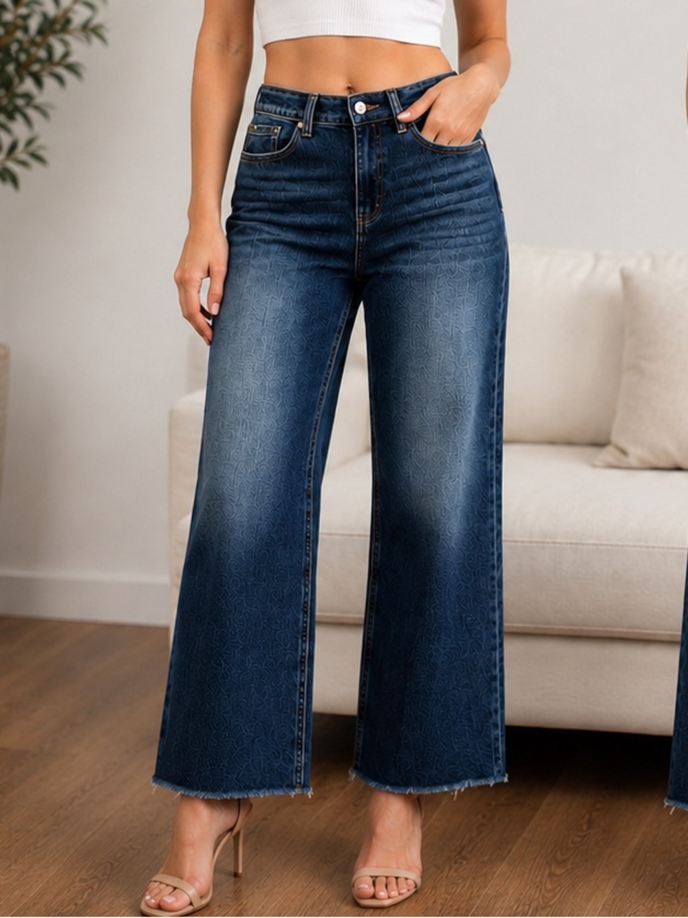Zenana High Rise Wide Leg Jeans Size 29 Raw Hem Medium Wash Denim - Picture 2 of 9